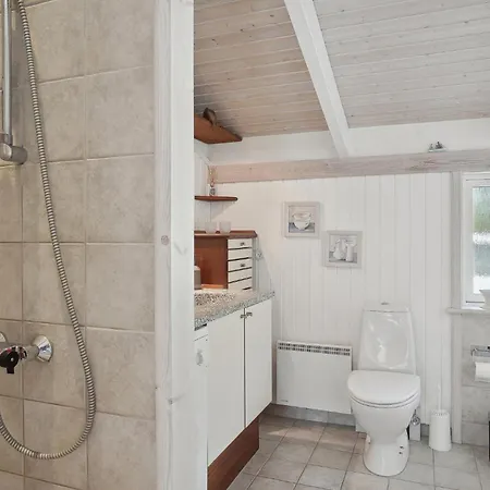 3 Bedroom Nice In *